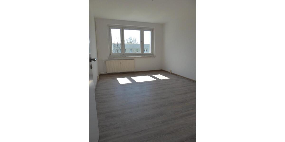 Dachgeschoßwohnung Magdeburg Diesdorf - 3 Zimmer, 60 m&sup2;, 455&euro; | Angebot:26406856