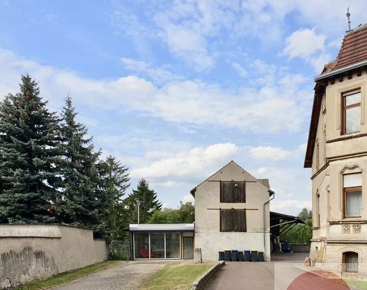 Halle in Börde-Hakel 300 € 440 m²