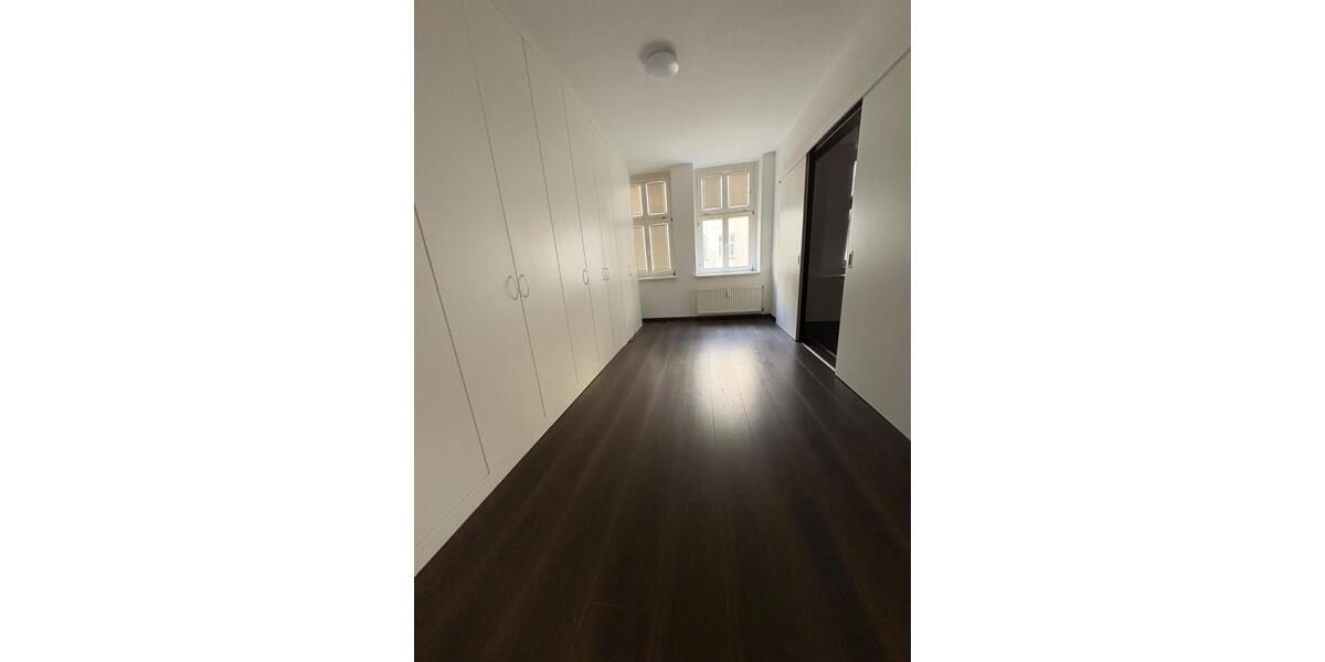 Hochparterre Magdeburg Nordwest - 3 Zimmer, 92 m&sup2;, 1.073&euro; | Angebot:23457932