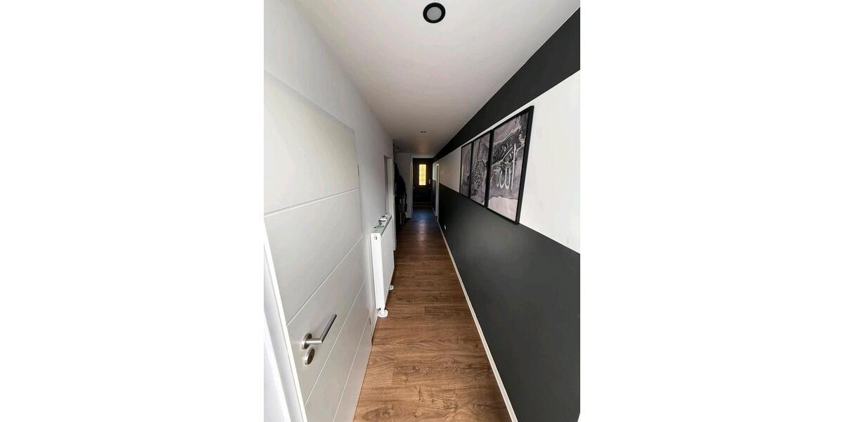 Reihenhaus Burg - 4 Zimmer, 152 m&sup2;, 1.550&euro; | Angebot:27623882