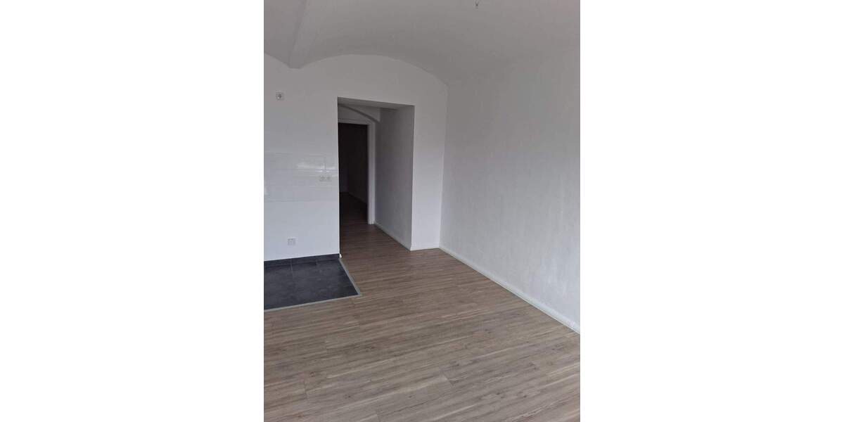 Etagenwohnung Magdeburg Altstadt - 2 Zimmer, 45 m&sup2;, 360&euro; | Angebot:25704003