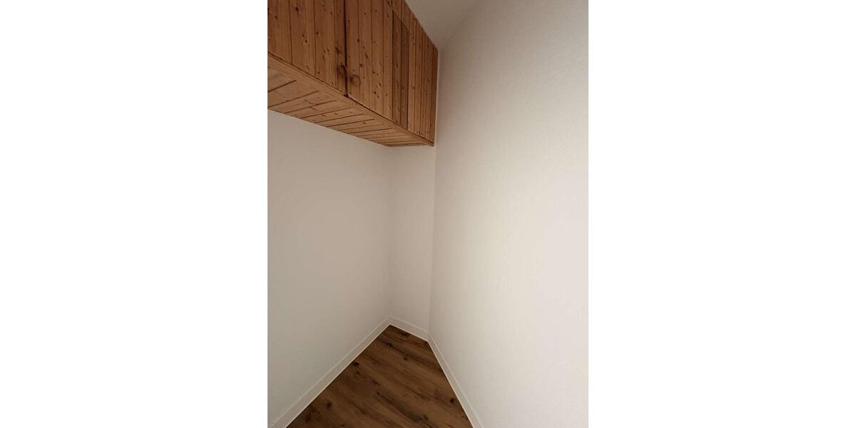 Etagenwohnung Magdeburg Leipziger Straße - 4 Zimmer, 102 m&sup2;, 900&euro; | Angebot:25792930