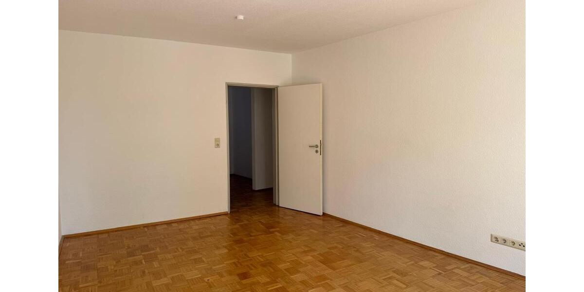 Etagenwohnung Magdeburg Alt Olvenstedt - 3 Zimmer, 67 m&sup2;, 499&euro; | Angebot:23846293