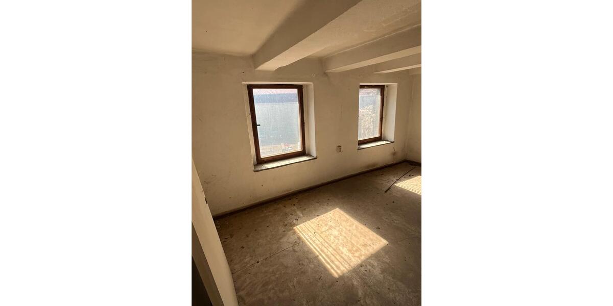 Bauernhaus, Landhaus Erxleben - 20 Zimmer, 750 m&sup2;, 69.000&euro; | Angebot:27023063