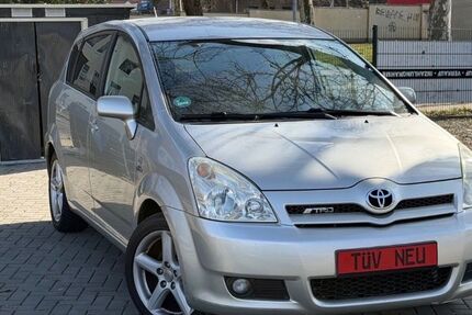 Toyota Corolla Verso 280.000 km 2.990 &euro; Heyrothsberge Bideritz 39175