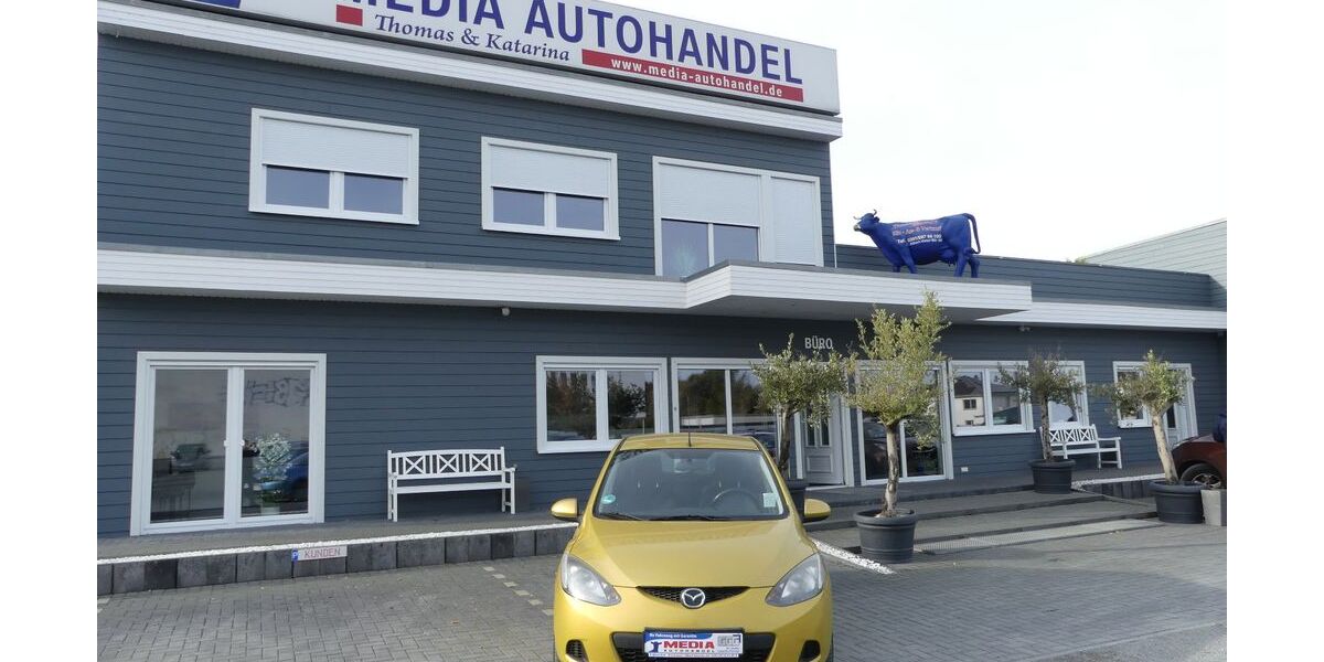 Mazda 2 109.000 km 4.900 &euro; Magdeburg 39108