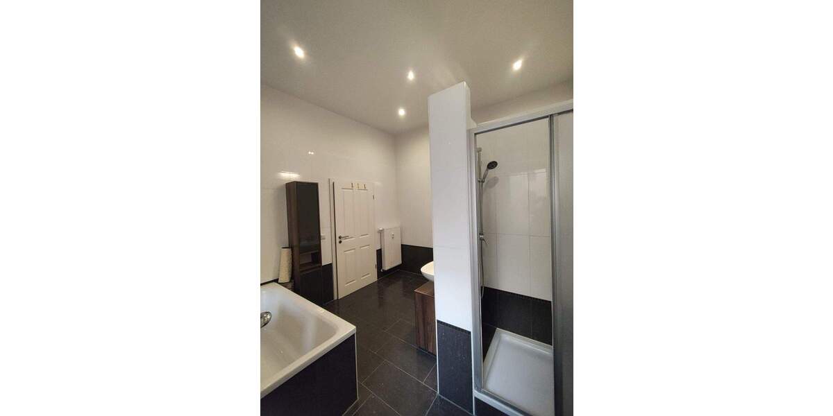 Etagenwohnung Magdeburg Altstadt - 2 Zimmer, 70 m&sup2;, 570&euro; | Angebot:24846914