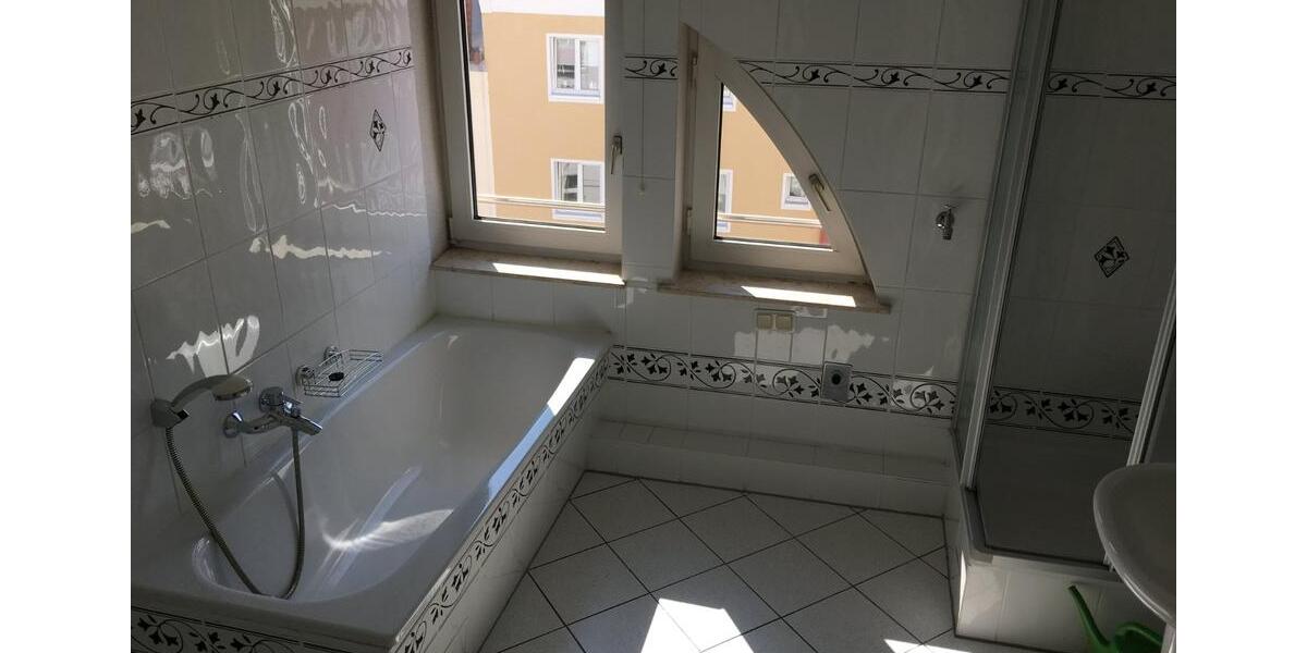 Maisonettenwohnung Magdeburg Nordwest - 4 Zimmer, 119 m&sup2;, 250.000&euro; | Angebot:24932028