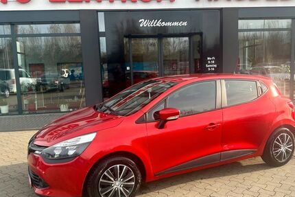 Renault Clio 129.666 km 6.400 € Magdeburg 39112