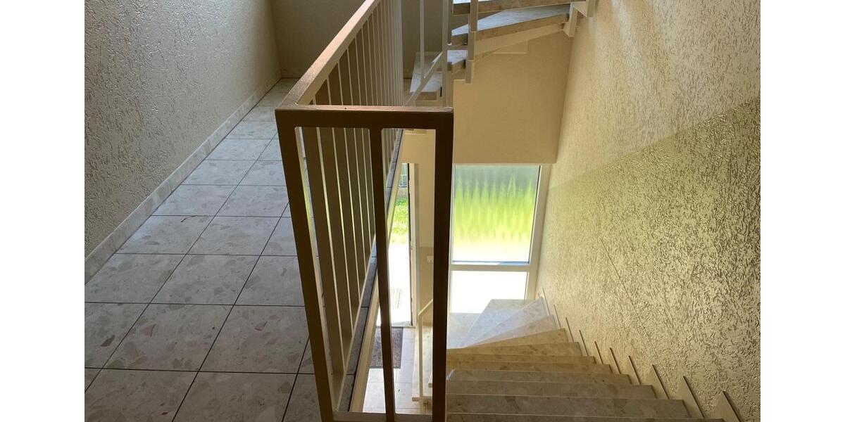 Etagenwohnung Magdeburg Brückfeld - 2 Zimmer, 65 m&sup2;, 150.000&euro; | Angebot:26192336