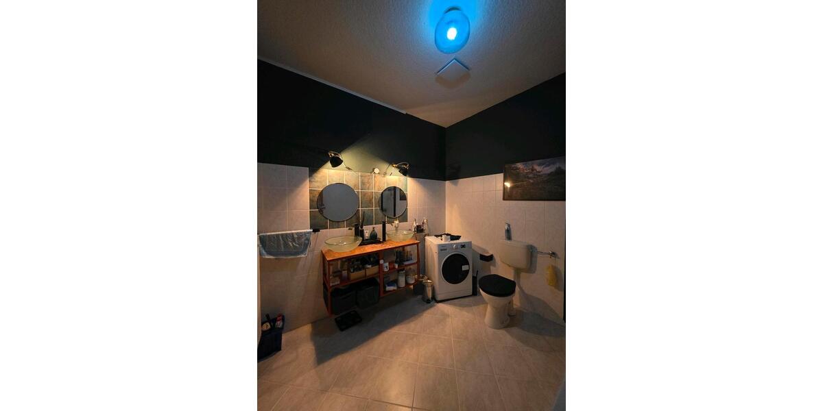 Etagenwohnung Magdeburg Nordwest - 3 Zimmer, 102 m&sup2;, 820&euro; | Angebot:26216052