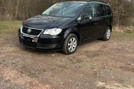 VW Touran 254.100 km 2.999 &euro; Magdeburg 39106