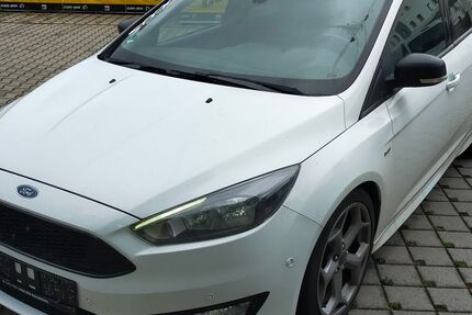 Ford Focus 99.947 km 13.999 &euro; Magdeburg 39126