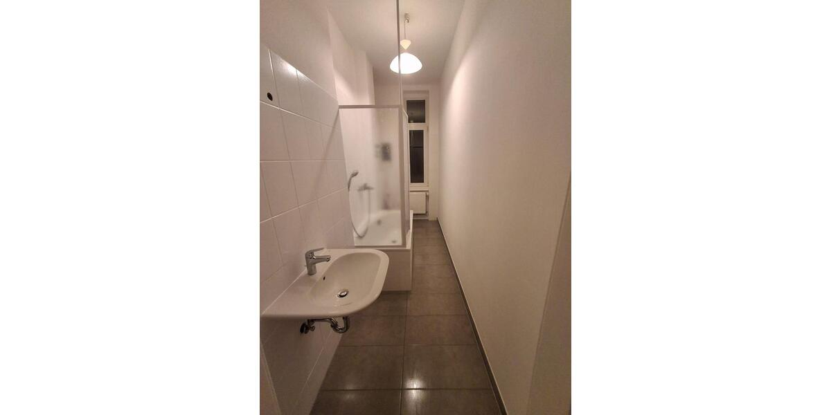 Etagenwohnung Magdeburg Nordwest - 4 Zimmer, 96 m&sup2;, 799&euro; | Angebot:24639654