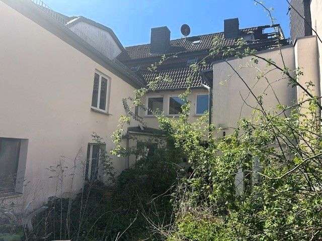 Haus zum Kaufen in Haldensleben 350.000 € 373 m² 7 zimmer