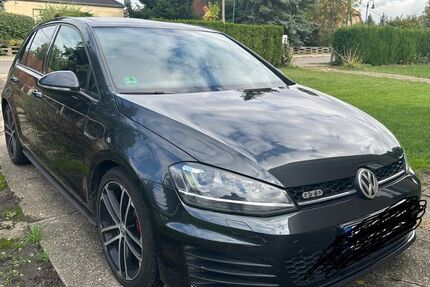 VW Golf 181.104 km 12.300 € Klein Rosenburg 39240
