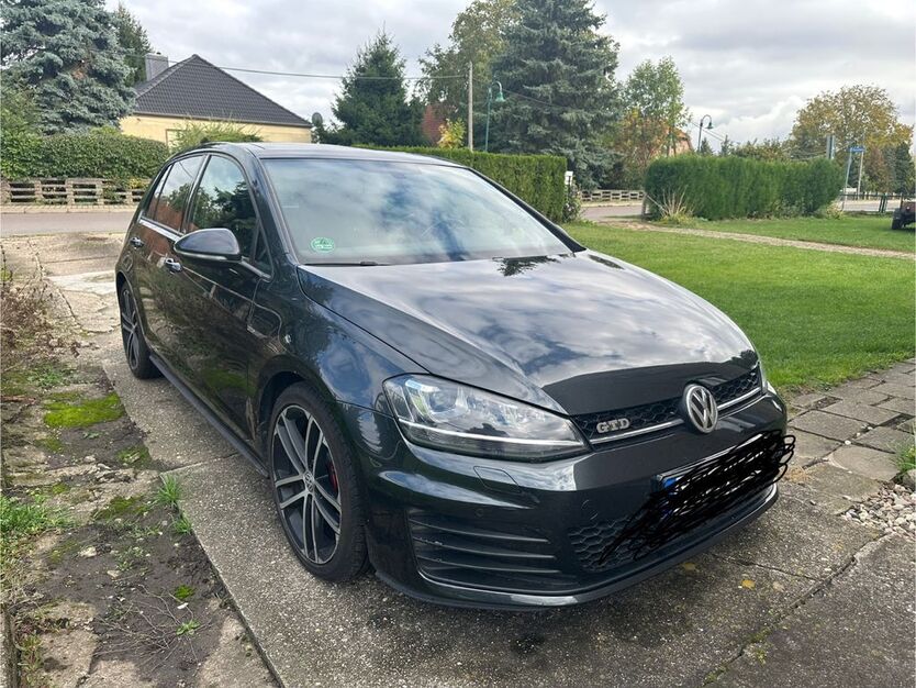 VW Golf 181.104 km 12.300 € Klein Rosenburg 39240