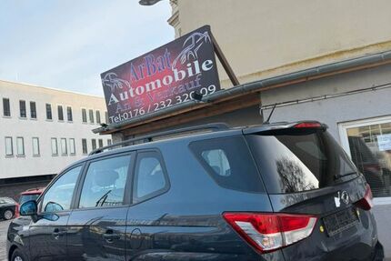 SsangYong Rodius 200.000 km 8.900 &euro; Magdeburg 39106