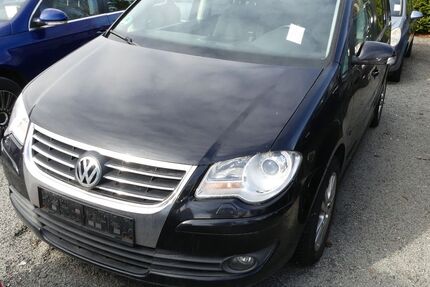 VW Touran 286.000 km 1.800 &euro; Magdeburg 39108