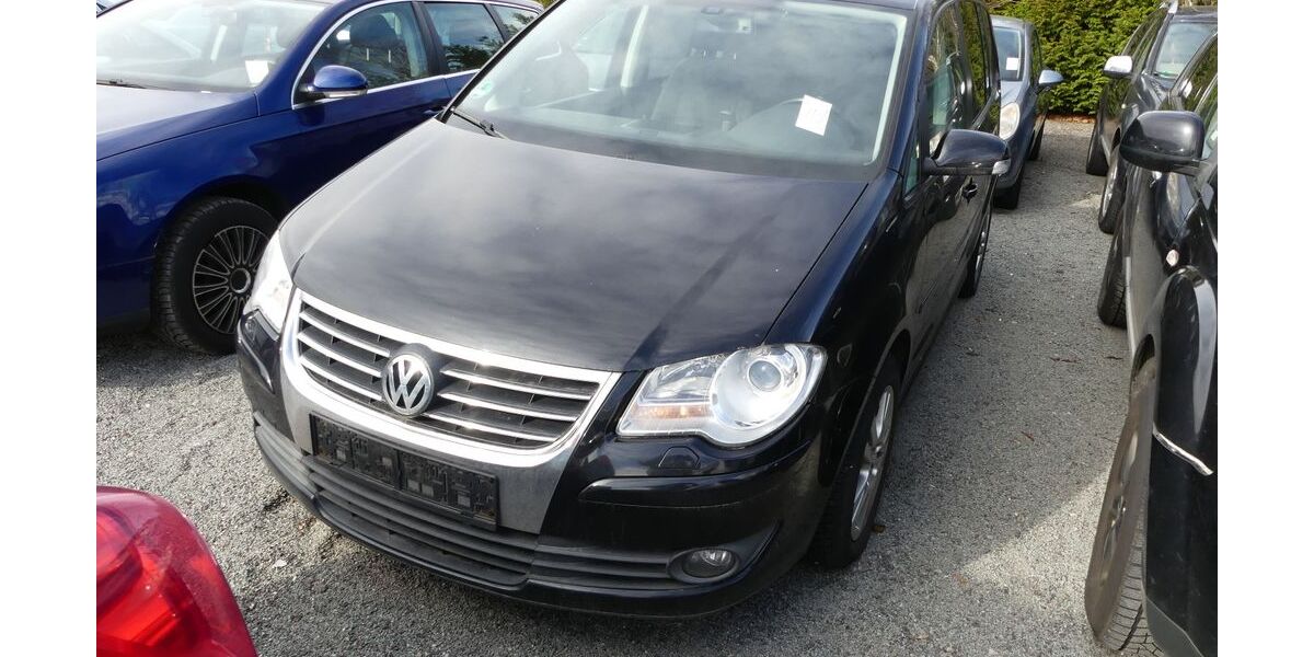 VW Touran 286.000 km 1.800 &euro; Magdeburg 39108