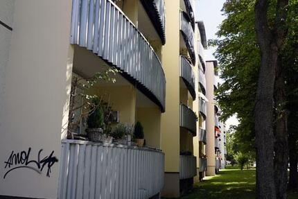 3 Zimmer Wohnung mit Stellplatz und Balkon zimmer