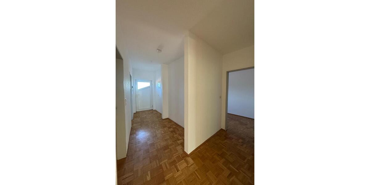 Etagenwohnung Magdeburg Alt Olvenstedt - 3 Zimmer, 67 m&sup2;, 499&euro; | Angebot:23846293
