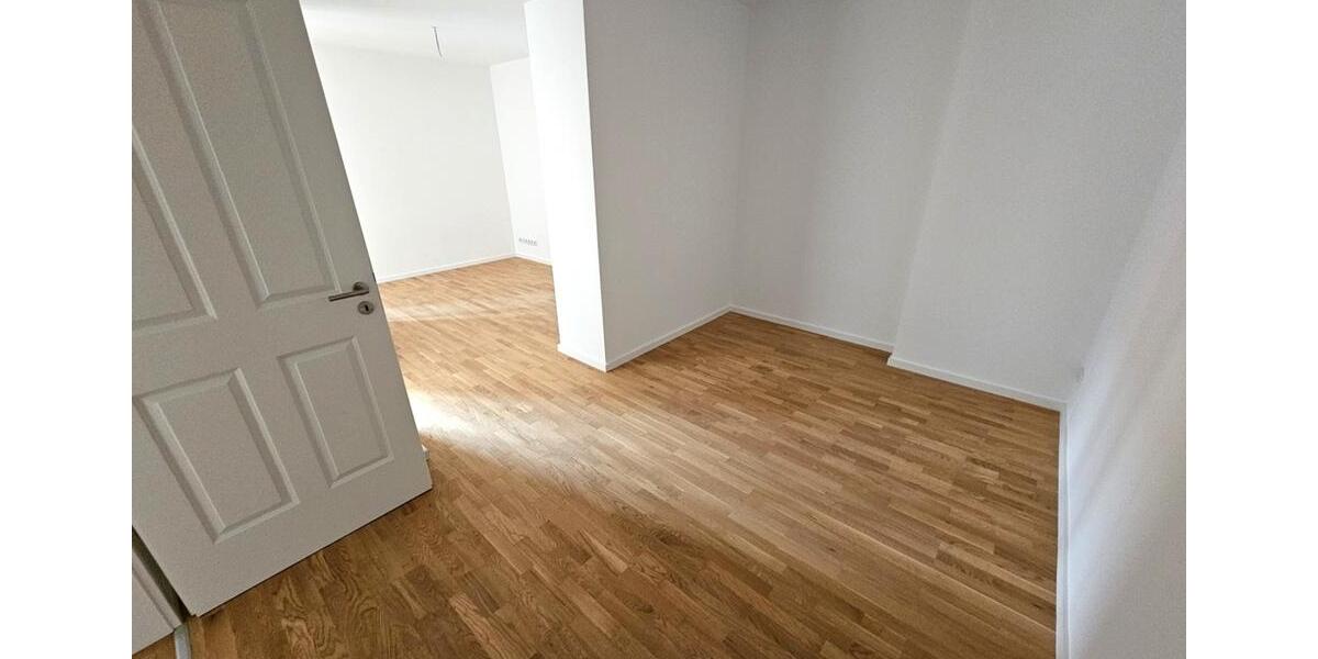 Etagenwohnung Magdeburg Neue Neustadt - 3 Zimmer, 89 m&sup2;, 847&euro; | Angebot:26073616