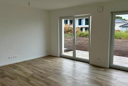 Erstbezug. 5 Raum Wohnung. Garten & Terrasse. Ottersleben zimmer