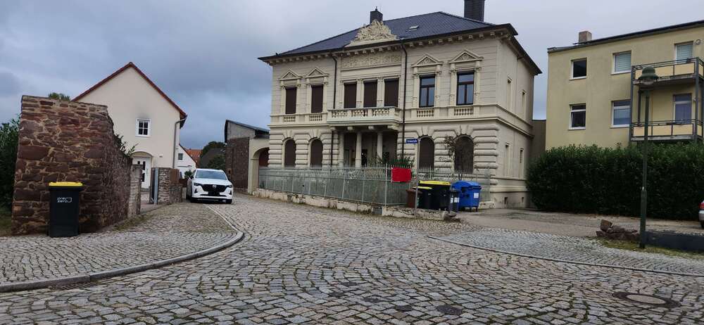 Einfamilienhaus Magdeburg Alt Olvenstedt - 12 Zimmer, 256 m&sup2;, 495.000&euro; | Angebot:23744515