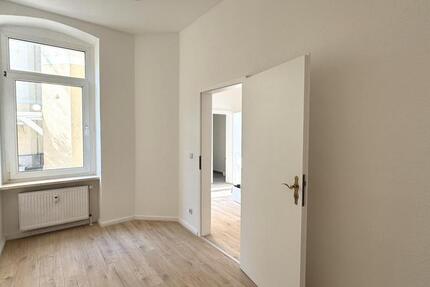 Wohnung Magdeburg Nordwest - 2 Zimmer, 33 m&sup2;, 297&euro; | Angebot:25756286