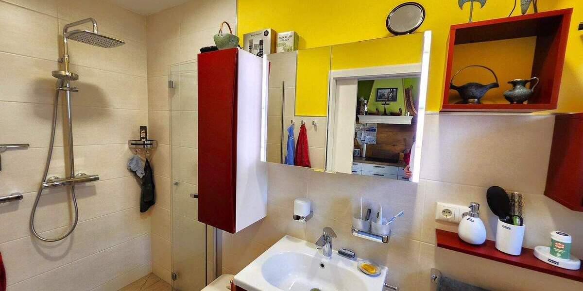 Doppelhaushälfte Barleben - 3 Zimmer, 130 m&sup2;, 295.000&euro; | Angebot:25669399
