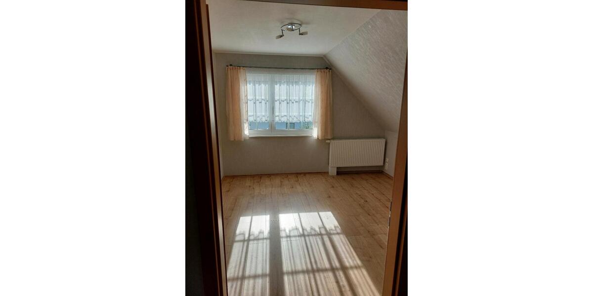 Einfamilienhaus Biederitz - 9 Zimmer, 240 m&sup2;, 425.000&euro; | Angebot:24530257