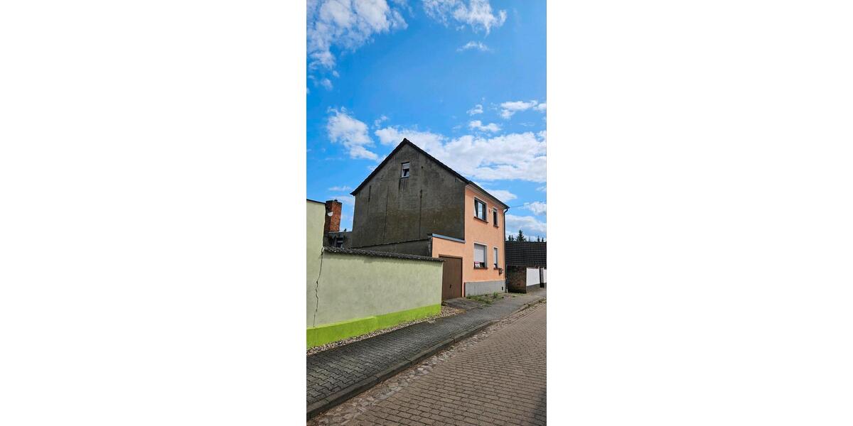 Einfamilienhaus Barby - 4 Zimmer, 132 m&sup2;, 119.000&euro; | Angebot:23670603