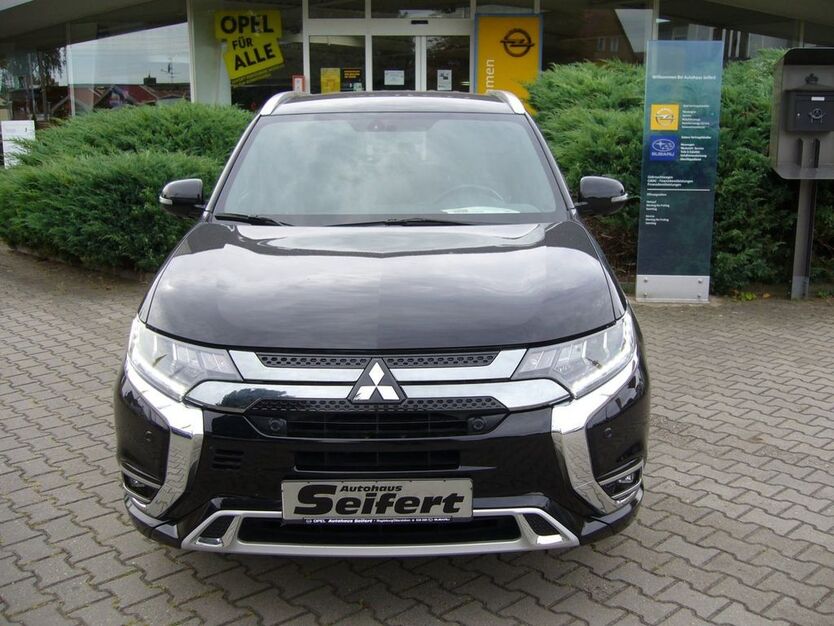 Mitsubishi Outlander 69.500 km 19.970 € Magdeburg 39116
