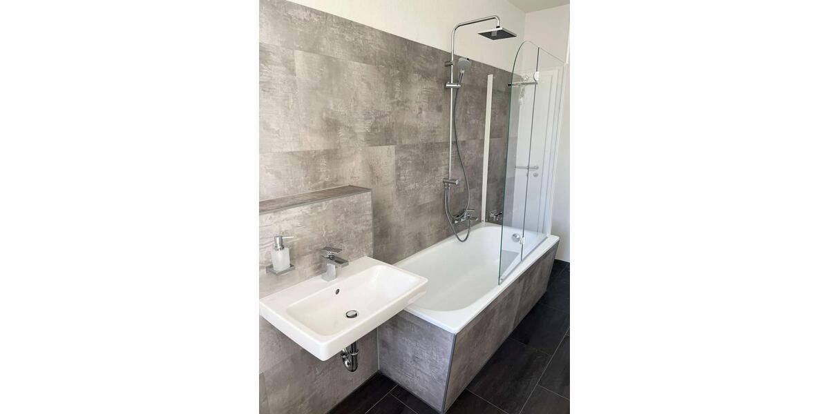 Dachgeschoßwohnung Magdeburg Nordwest - 2 Zimmer, 58 m&sup2;, 609&euro; | Angebot:26489372