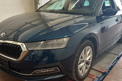 Skoda Octavia 33.010 km 25.790 &euro; Magdeburg 39126