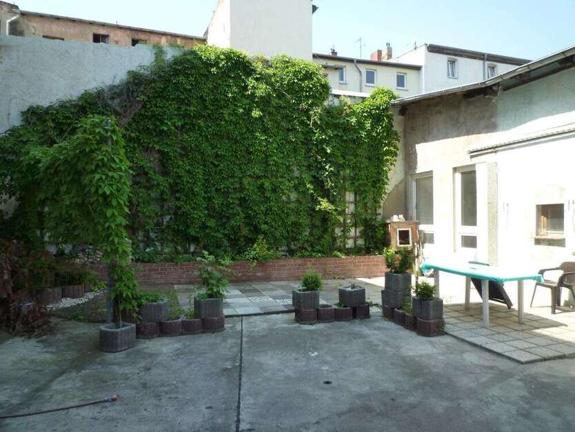 Wohnung zum Mieten in Magdeburg 812 € 104 m² 5 zimmer