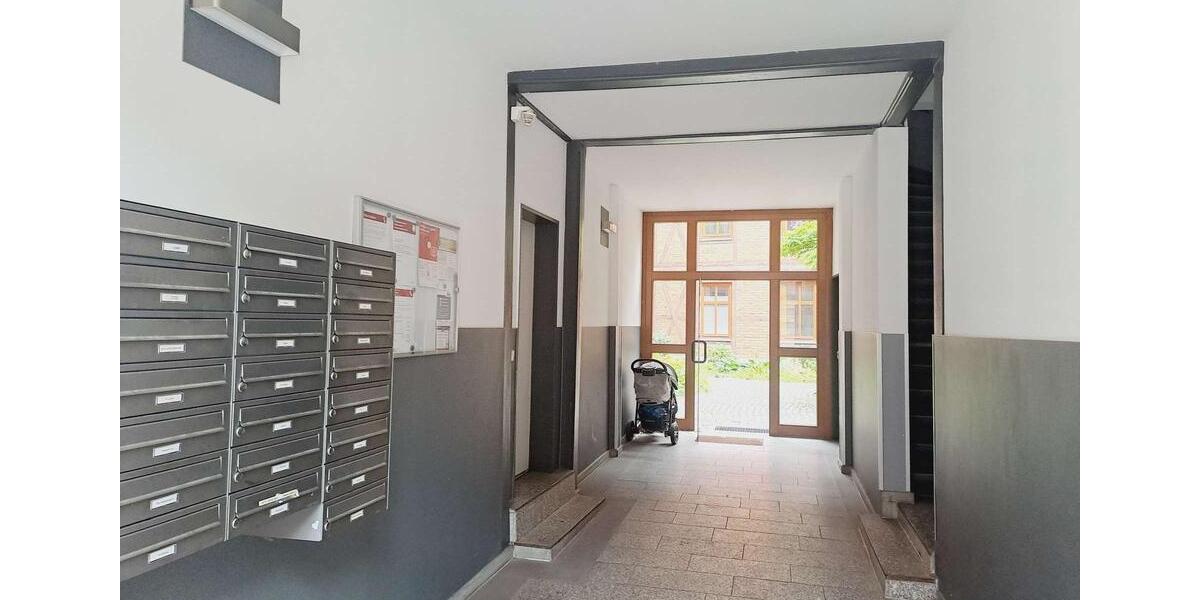 Dachgeschoßwohnung Magdeburg - 2 Zimmer, 39 m&sup2;, 419&euro; | Angebot:26647183