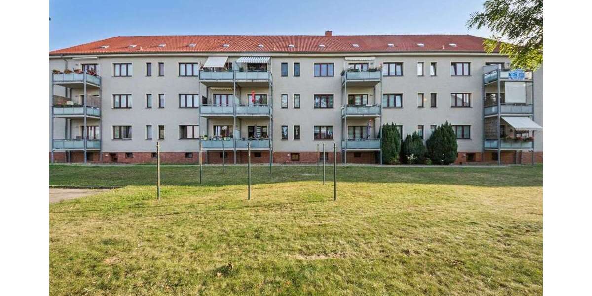 Haus zum Kaufen in Magdeburg 1.750.000 € 1185.89 m² 42 zimmer