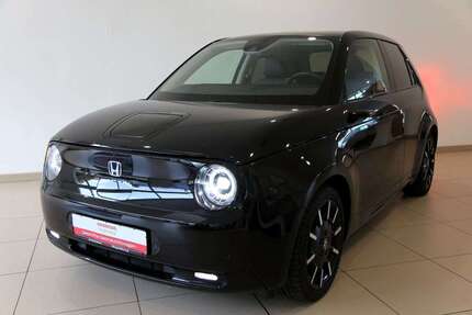 Honda e 2.900 km 23.490 € Magdeburg 39112