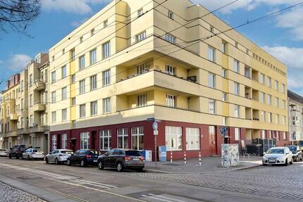 Praktische Lagerfläche im Dachgeschoss in Magdeburg zimmer