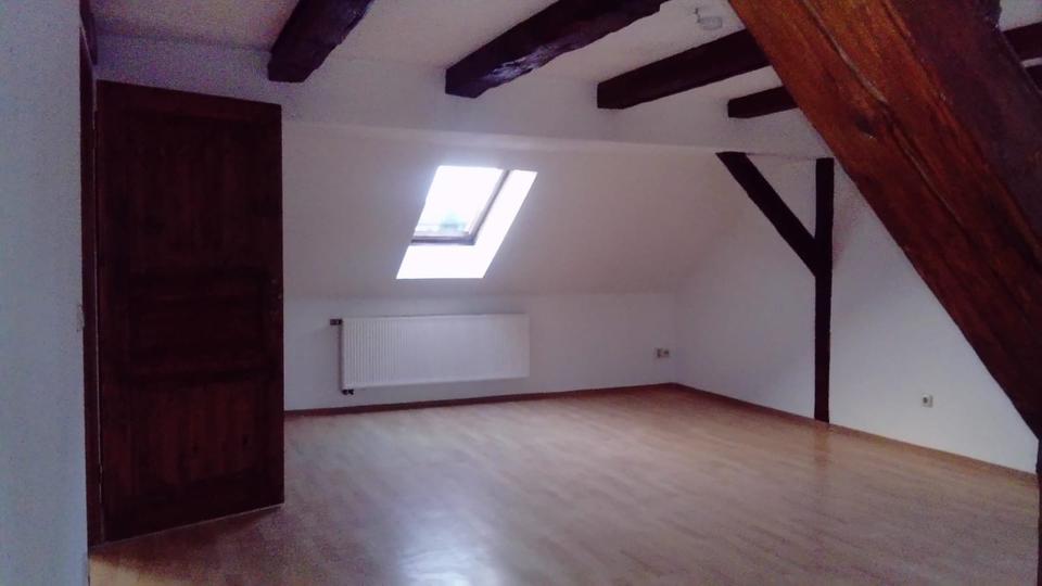 Dachgeschoßwohnung Wolmirstedt - 5 Zimmer, 143 m&sup2;, 112.000&euro; | Angebot:25157882