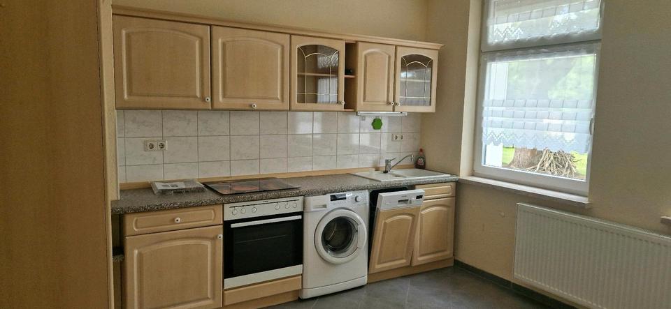 Erdgeschoßwohnung Calbe (Saale) - 3 Zimmer, 83 m&sup2;, 490&euro; | Angebot:24564585