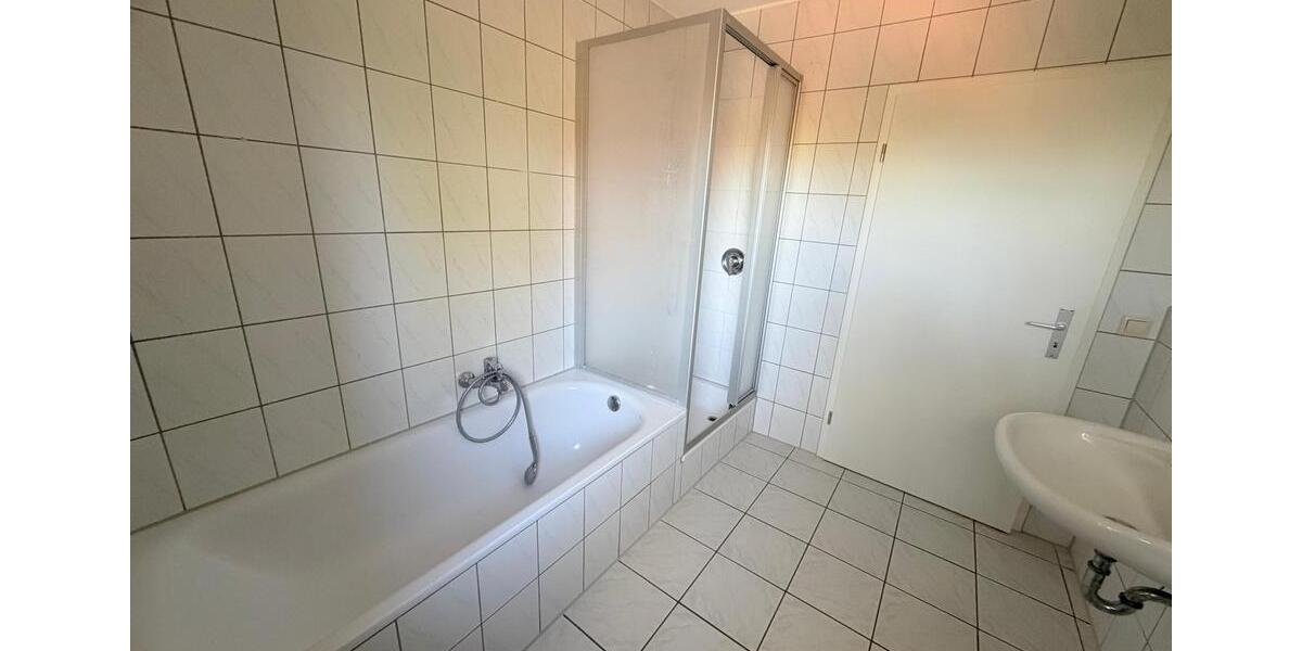 Etagenwohnung Sülzetal - 3 Zimmer, 75 m&sup2;, 895&euro; | Angebot:26444513