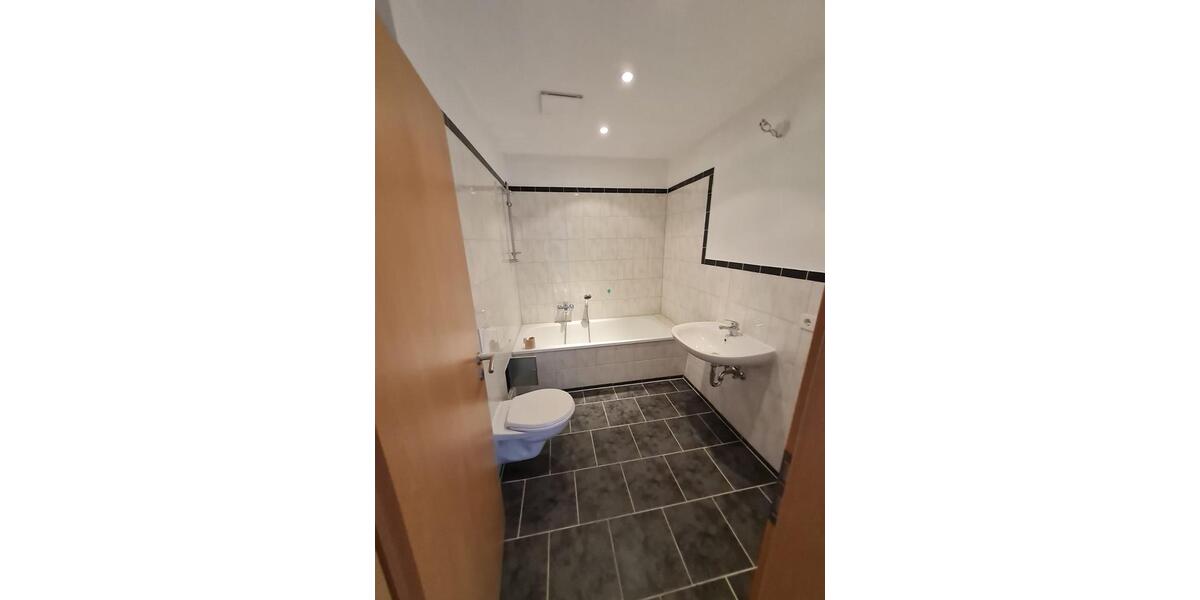 Erdgeschoßwohnung Magdeburg Neue Neustadt - 2 Zimmer, 47 m&sup2;, 330&euro; | Angebot:25342039