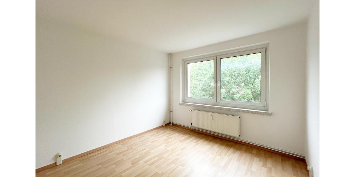 Etagenwohnung Magdeburg Nordwest - 4 Zimmer, 72 m&sup2;, 401&euro; | Angebot:25279178