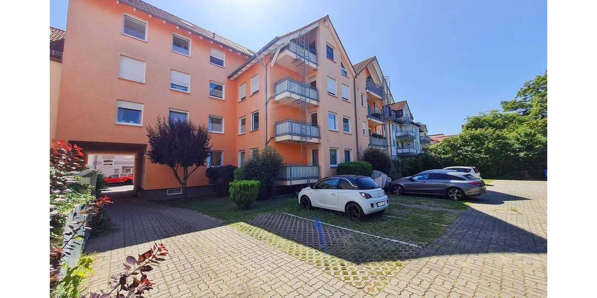 Gepflegte ETW mit Balkon & Stellplatz - langjährig vermietet 2 zimmer