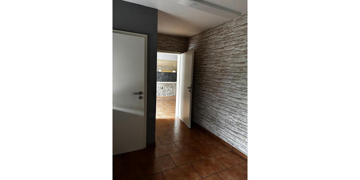 Doppelhaushälfte Erxleben - 5 Zimmer, 150 m&sup2;, 40.000&euro; | Angebot:26020629