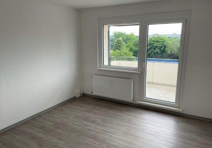 Moderne, bezugsfertige 2-Raum-Wohnung mit Balkon! 2 zimmer
