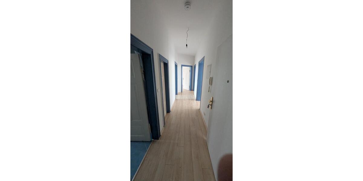 Etagenwohnung Magdeburg Leipziger Straße - 4 Zimmer, 90 m&sup2;, 720&euro; | Angebot:25100018